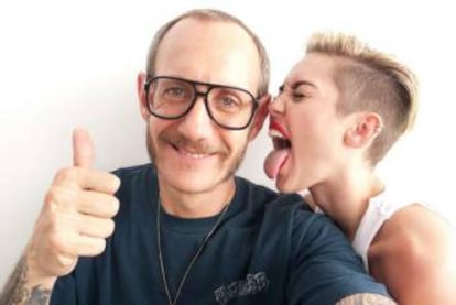 Terry Richardson, y Miley Cyrus.