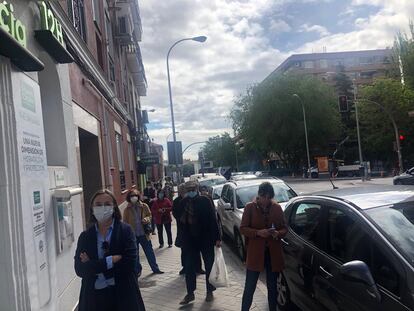 Farmacia de la avenida de los Toreros, 41, al lado de la plaza de toros de Ventas.