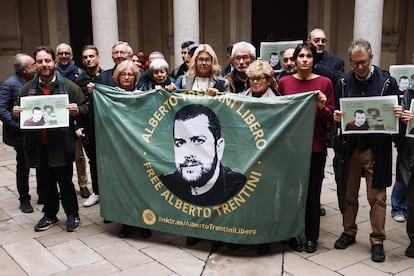 Armanda Colusso, madre de Alberto Trentini, y Alessandra Ballerini en Milán