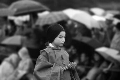 Una niña fotografiada en Kioto por la autora.