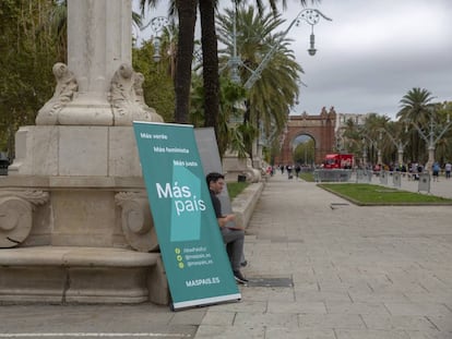 Punto de recogida de firmas de Mas País en Barcelona.