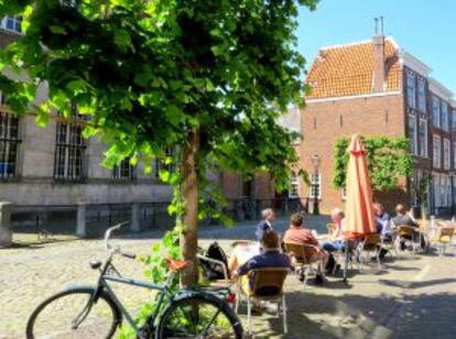 Café ‘t Suppiershuysinghe, en Leiden (Holanda).