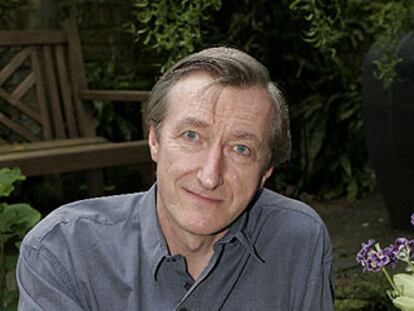 El autor inglés Julian Barnes.