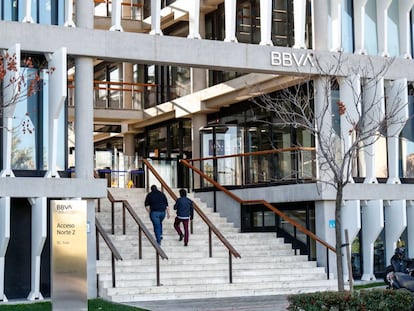 La Ciutat BBVA, seu corporativa del Grup Banco Bilbao Vizcaya Argentaria a Espanya.