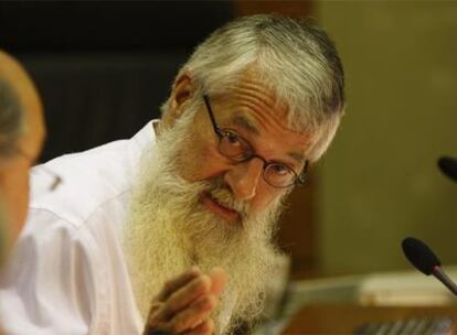 El profesor Rinus Penninx, ayer en la Universidad de Deusto.