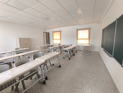 Una de las aulas del colegio Alhambra de Tánger, cuya apertura está paralizada, en una imagen cedida por su promotor.