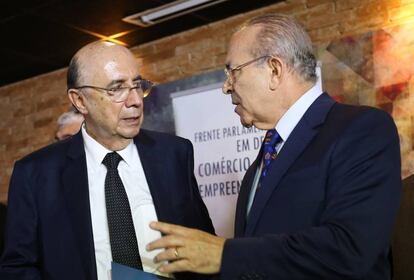 Meirelles e Padilha em encontro com parlamentares e empres&aacute;rios.