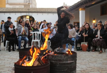Las zambombas de Jerez y Arcos de la Frontera declaradas Bien de Interes CulturaI al considerarse una de las expresiones culturales navideñas de mayor interés etnológico.