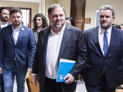 Junqueras (en el centro), el pasado mes de mayo en el Congreso.