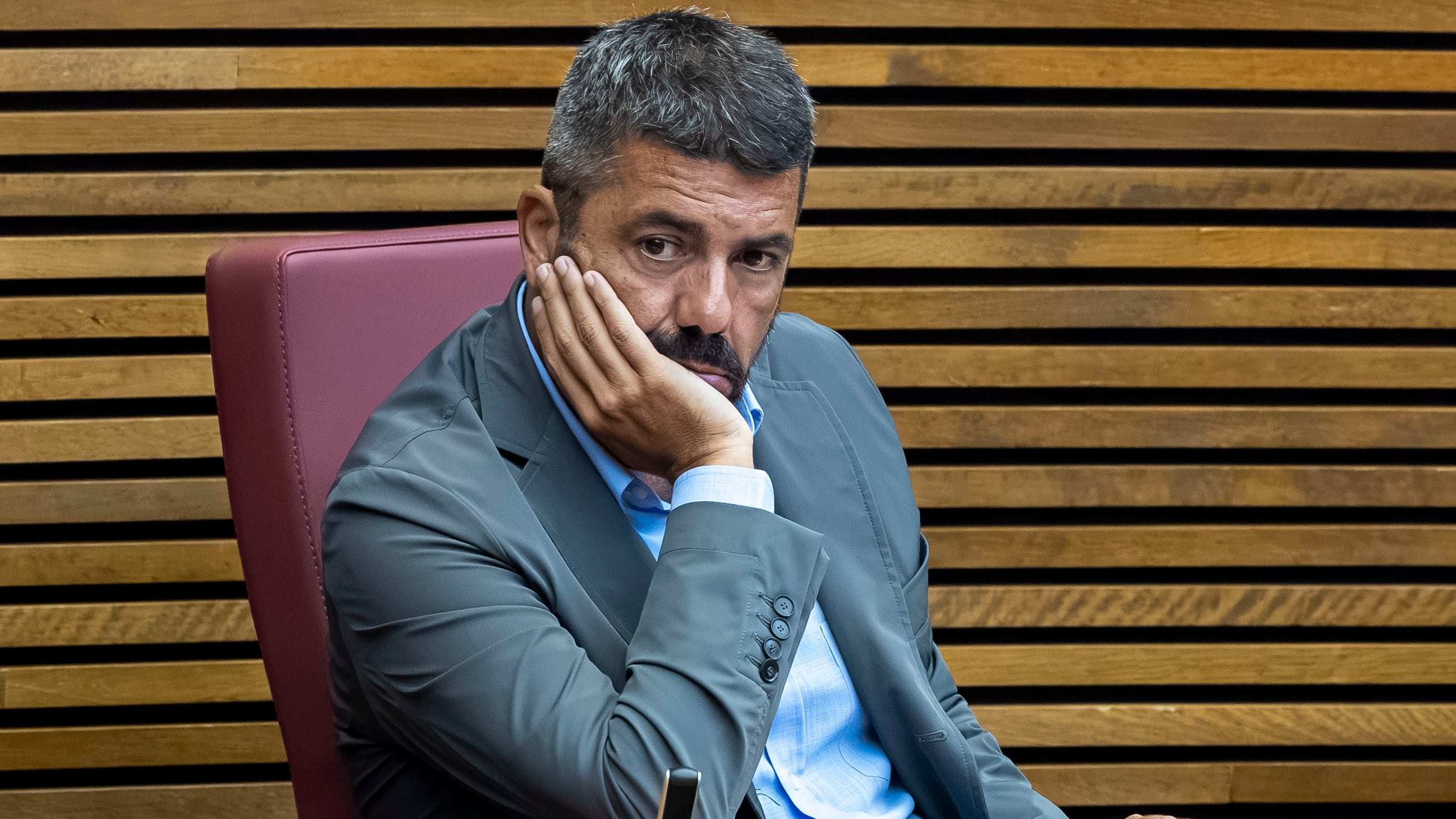 A high charge of Mazón assures before the judge of the dana that Pradas spoke of the 'Es Alert' three hours before his shipment