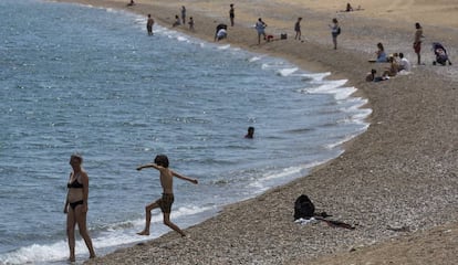 Les platges de Barcelona quedaran una mica més buides sense turistes.