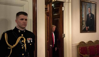 El presidente de EE UU Donald Trump, en la Casa Blanca, antes de hablar con miembros de la Asociación Nacional de Gobernadores.