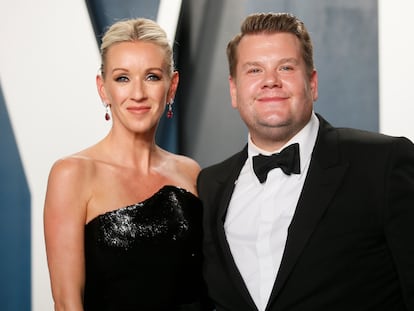James Corden junto a su mujer, la productora Julia Carey, en la fiesta de Vanity Fair posterior a los Oscar  de 2020
