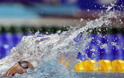 Con 19 años, Perales sufrió una neuropatía y perdió la movilidad de ambas piernas. En la imagen, la deportista nada durante la final femenina de 100 metros estilo libre S5 en los Juegos Paralímpicos de Pekín, en 2008.