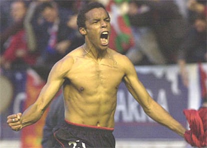 Valdo celebra un gol en el partido Osasuna-Valladolid de esta temporada.