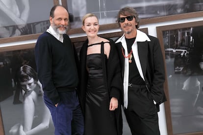 El cineasta Luca Guadagnino, Marta Ortega y Pierpaolo Piccioli.