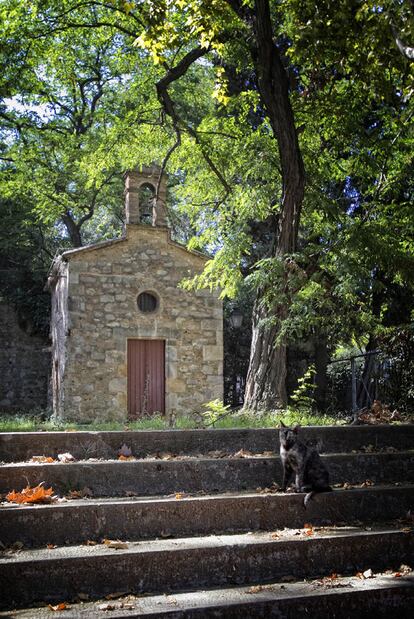 La capillita de Santa Madrona, de donde salió para frenar a los demonios.