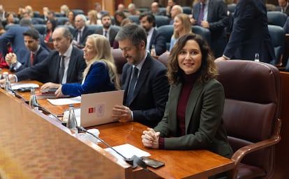 La presidenta de la Comunidad de Madrid, Isabel Díaz Ayuso, durante la sesión plenaria en la Asamblea de Madrid de este viernes.