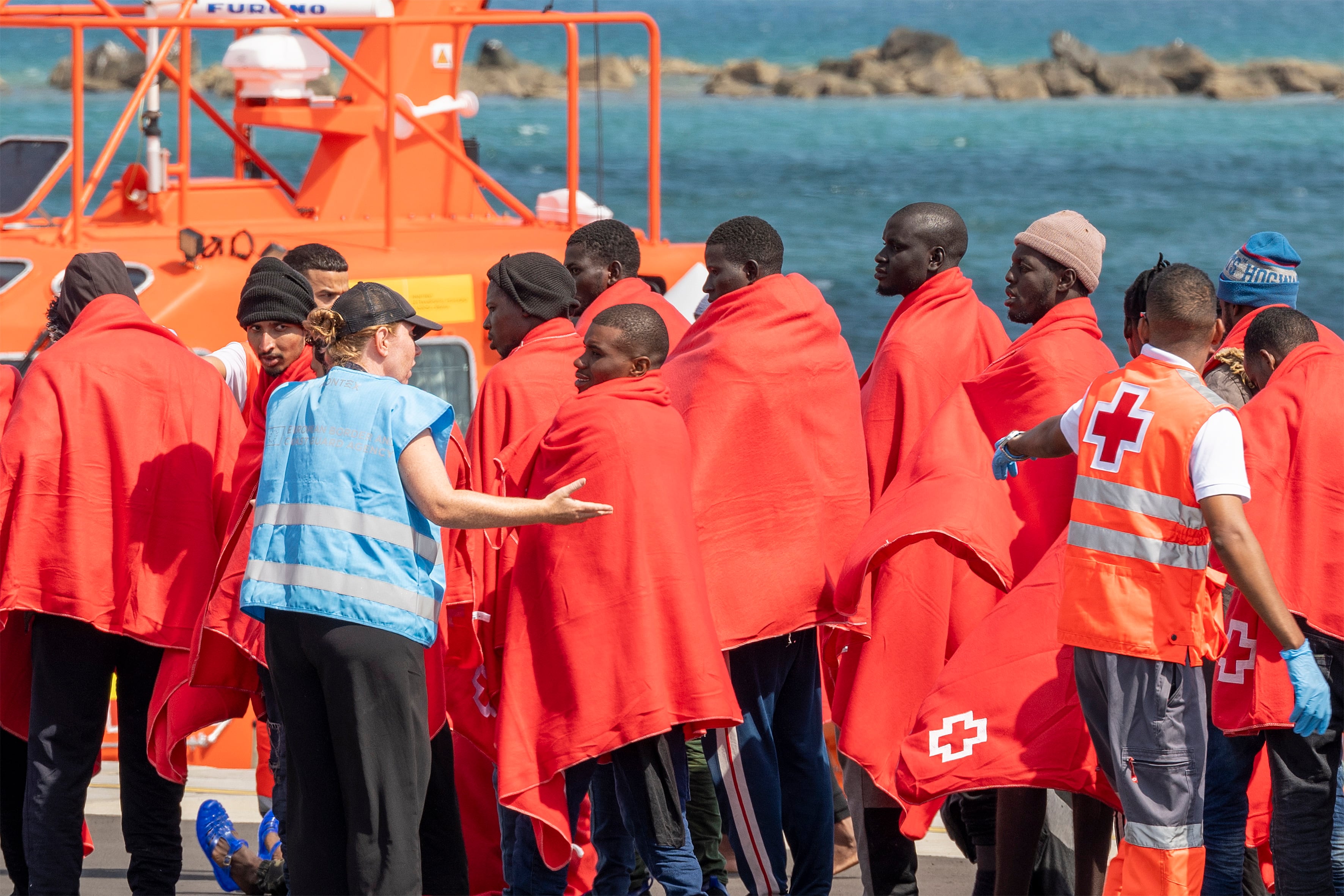 Un informe confidencial de Frontex rebaja la alarma sobre la previsión de llegadas a Canarias en lo que queda de año