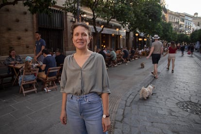 Claudia Schwab, profesora de alemán residente del barrio de Santa Cruz.