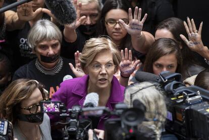 La senadora demócrata Elizabeth Warren en una protesta contra Brett Kavanaugh en septiembre.