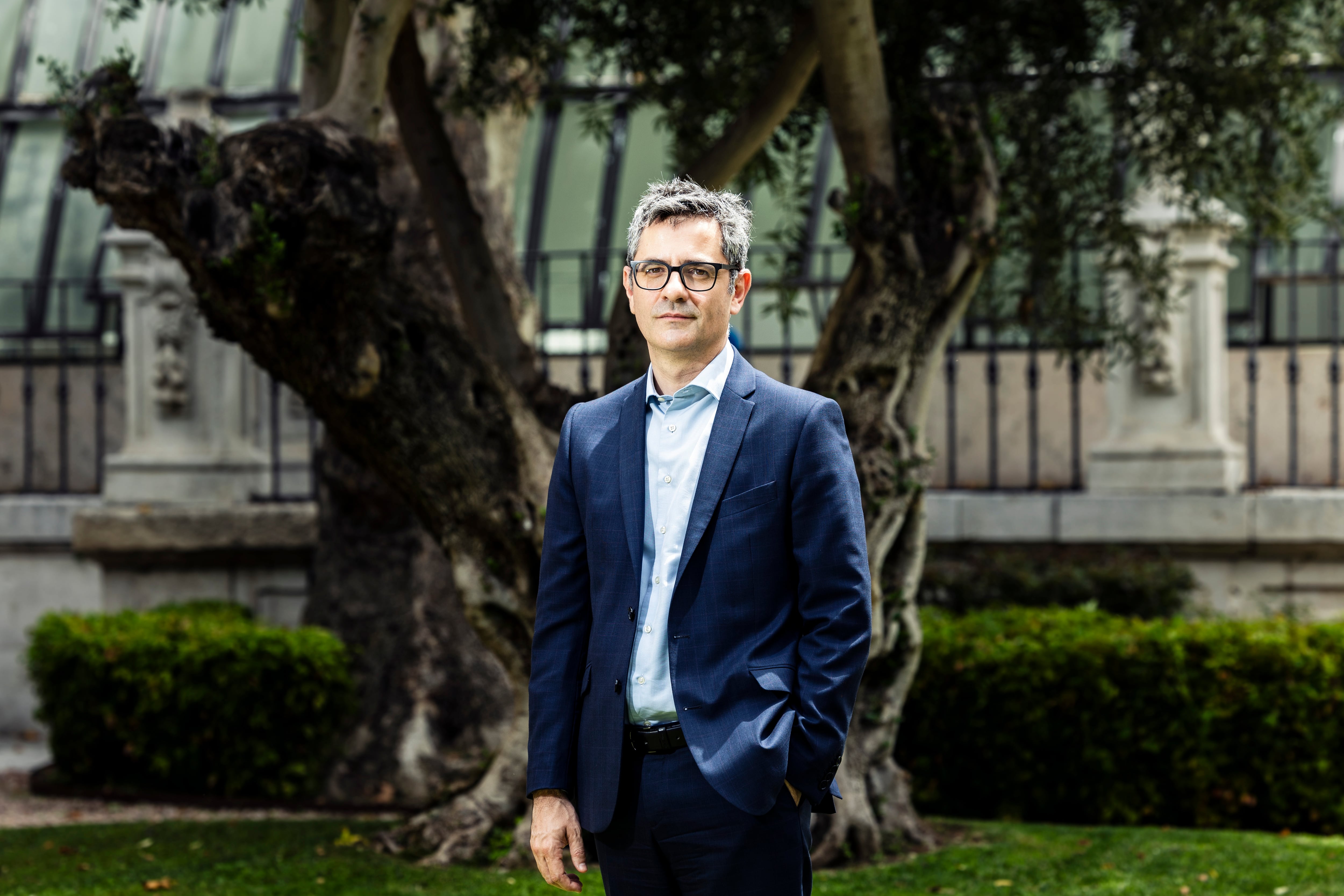 Félix Bolaños, Ministro de la Presidencia, Justicia y Relaciones con las Cortes, fotografiado en la sede del ministerio de la calle San Bernardo de Madrid.