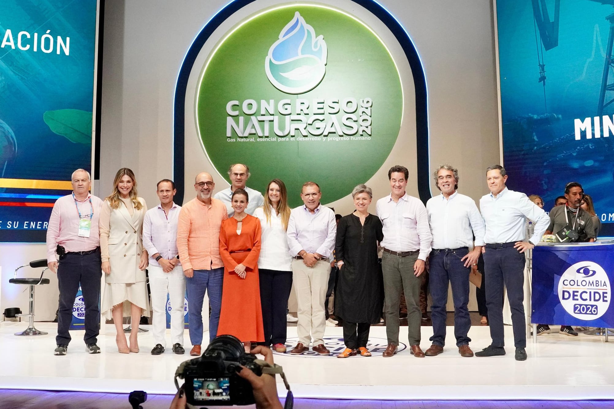 Valencia, Fajardo, López y Roy coinciden en reactivar el sector minero energético