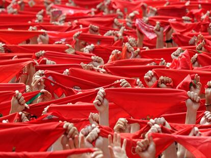 Pañuelos rojos de las fiestas de San Fermín, en Pamplona.