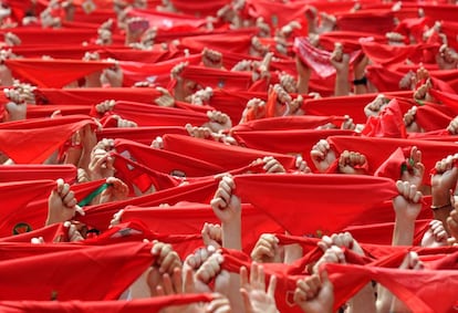 Pañuelos rojos de las fiestas de San Fermín, en Pamplona.