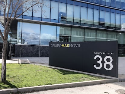 Entrada de la sede de MásMóvil, en Madrid.