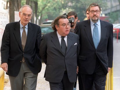 Los abogados de Sogecable: Antonio González Cuéllar, Matías Cortés y Horacio Oliva en 1999.