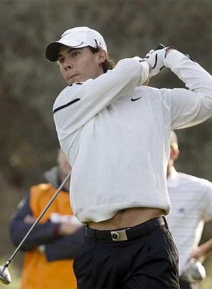 Rafa Nadal, durante su partido de golf.