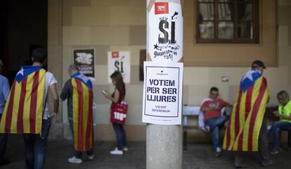 Carteles en Barcelona a favor de la celebración del referéndum del próximo 1 de octubre.