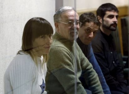Los miembros de los GRAPO, de izquierda a derecha, Mónica Refojos, Manuel Pérez Martínez, Israel Torralba y Marcos Martin Ponce, hoy, en la Audiencia Nacional.