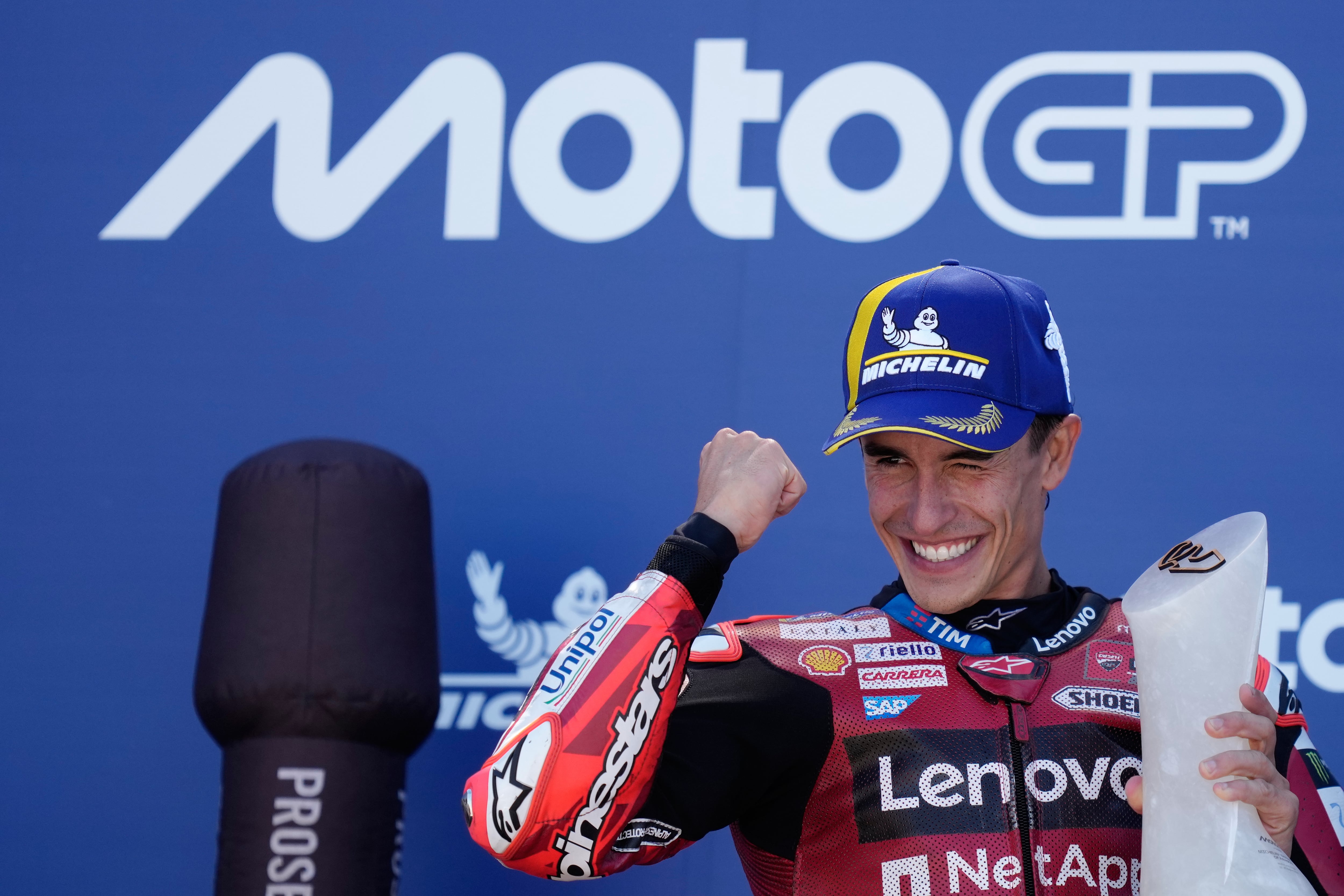Marc Márquez triunfa en el GP de Aragón y acecha ya el liderato de Jorge Martín en MotoGP