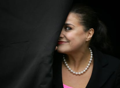 La <i>mezzosoprano</i> Cecilia Bartoli, que hoy inicia en Barcelona su gira española dedicada a los<i> castrati.</i>