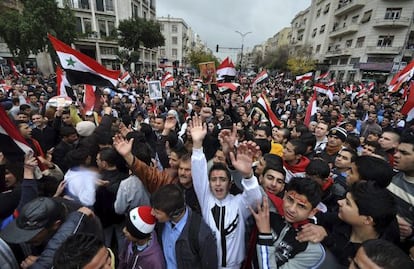 Marcha a favor de El Asad en Damasco, en una imagen cedida por Sana.