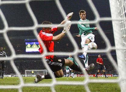 Rosenberg bate a Casillas en el primer gol del partido