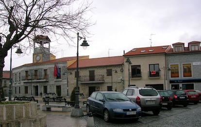 Plaza de la Constitución de Moralzarzal.