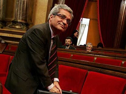 Joan Saura, consejero catalán de Interior, en el Parlamento.
