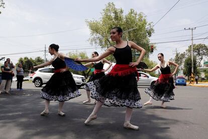 El objetivo de esta iniciativa, que se va a desarrollar entre julio y septiembre, es acercar el ballet a la calle.