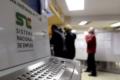 Imagen de archivo de una oficina del INEM. EFE/Archivo