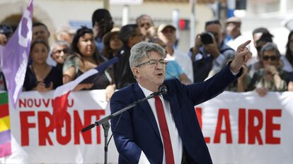 El líder del partido francés de izquierdas Francia Insumisa (LFI), Jean-Luc Melenchon, pronuncia un discurso durante un mitin electoral del Nuevo Frente Popular en Montpellier, sur de Francia, el pasado domingo.
