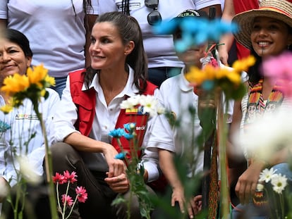 La reina Letizia, durante su visita a la Escuela Taller de Pance (Colombia), el 14 de junio de 2023.