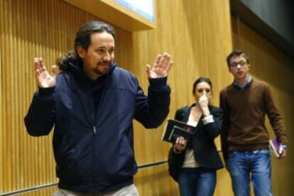 Podemos leader Pablo Iglesias (left) scandalized the legal profession this week with his demand for loyalty to the government.