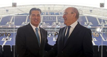 Pinto da Costa con Peseiro, sustituto de Lopetegui.