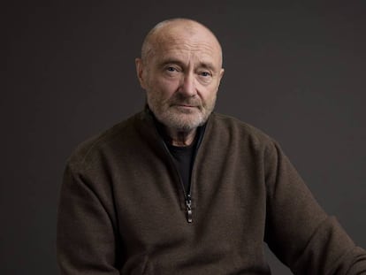 Phil Collins posa en Nueva York.