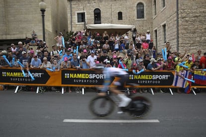 Un ciclista en acción durante las contrarreloj en la inauguración del Giro de Italia, el 4 de mayo de 2018 en Jerusalén.