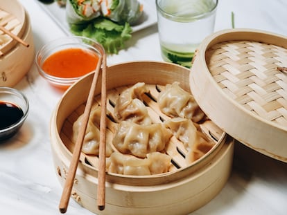 También se pueden utilizar para servir la comida en la mesa gracias a su diseño de plato. GETTY IMAGES.