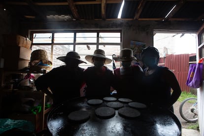 El colectivo 'Mujeres de la tierra'.